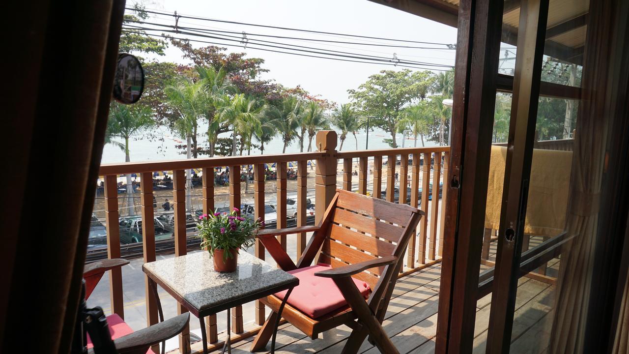 Jomtien Boathouse Hotel Pattaya Exterior foto