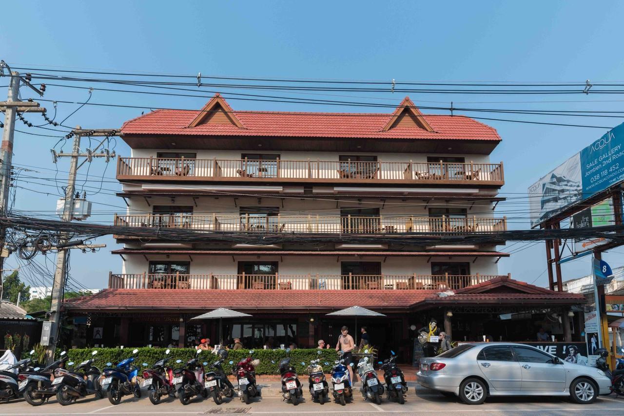 Jomtien Boathouse Hotel Pattaya Exterior foto